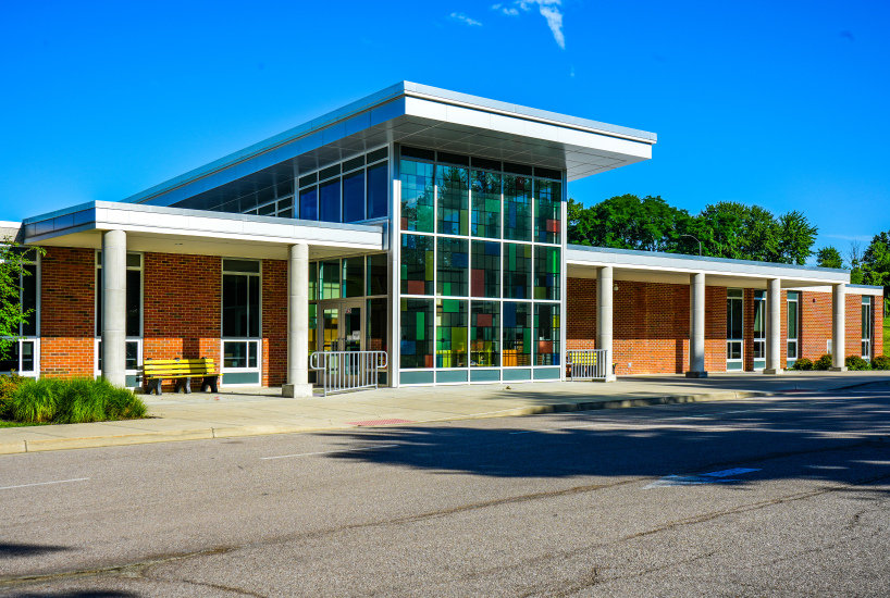 The front entrance to Summit Elementary School